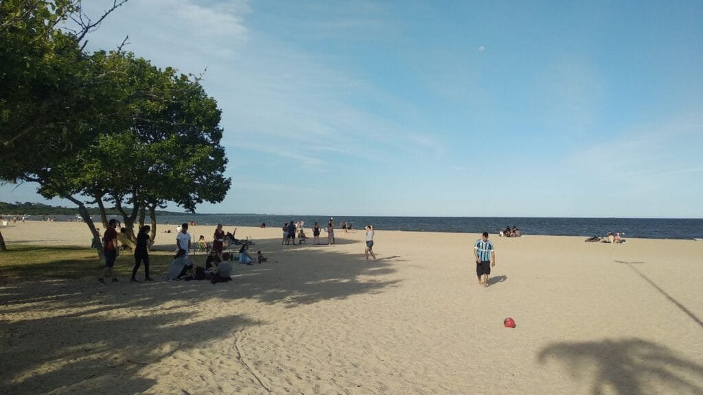 Verão no RS: destinos para se refrescar e curtir a natureza 10 Laranjal em Pelotas Foto Rosana Klafke Blog Sem Roteiro